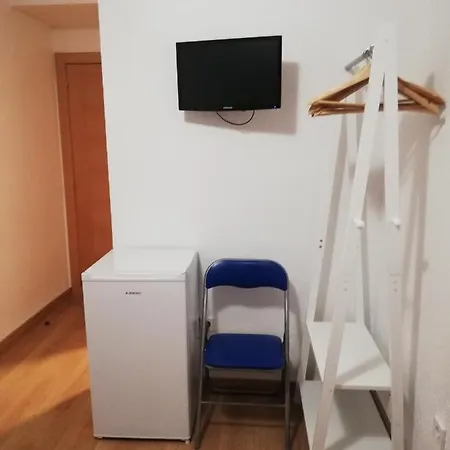 אורחן Rosa *